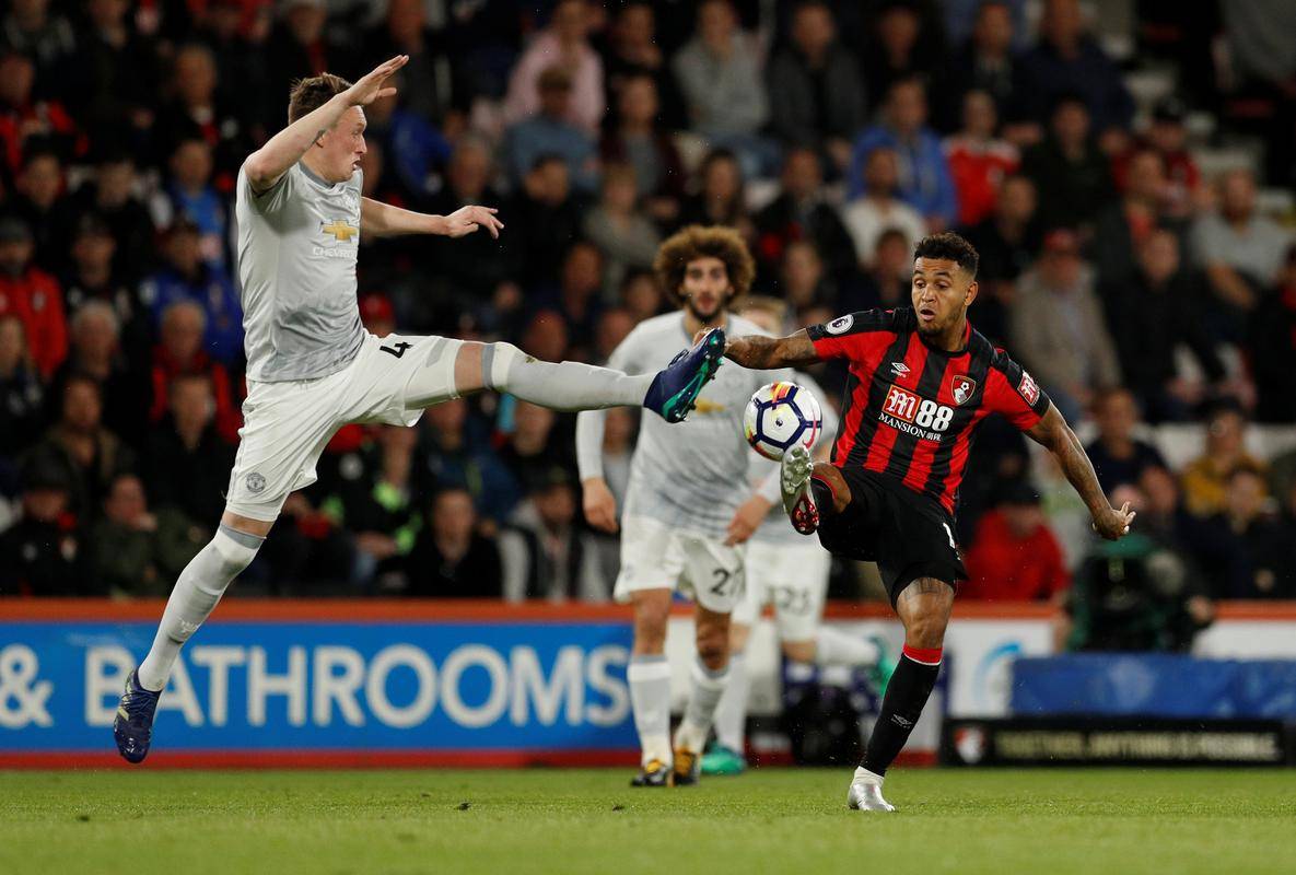 伯恩茅斯客场大胜富勒姆,取得关键三分 伯恩茅斯客场大胜富勒姆,取得关键三分