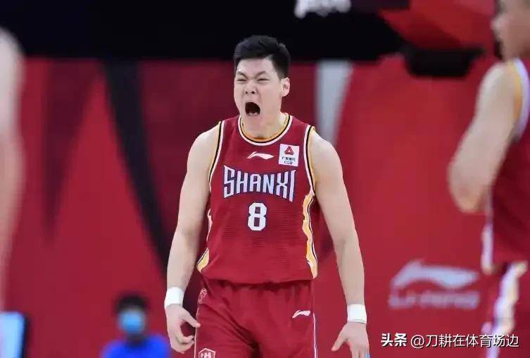 天津男篮面临考验，披荆斩棘追求胜利