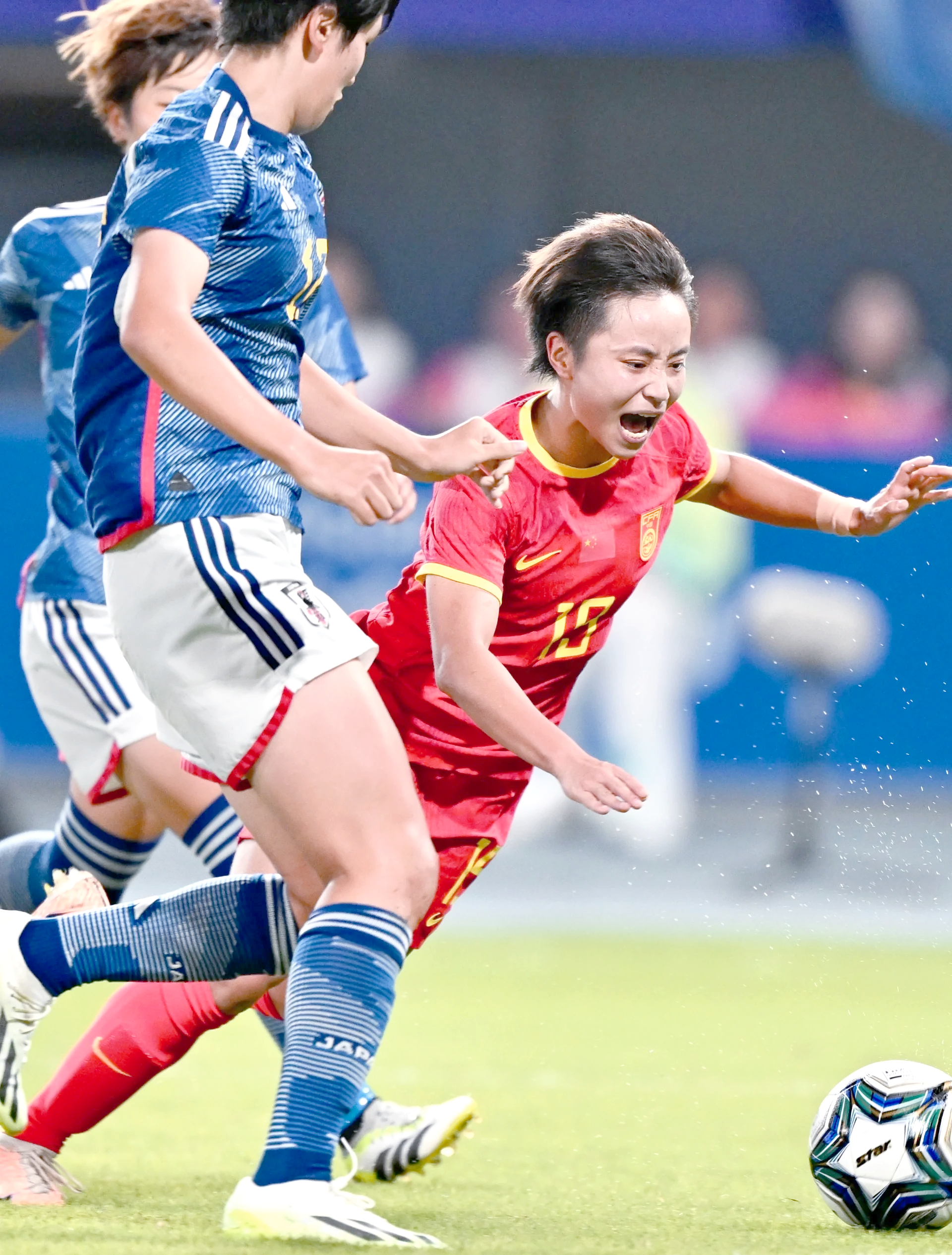 中国女足冲击冠军，信心十足