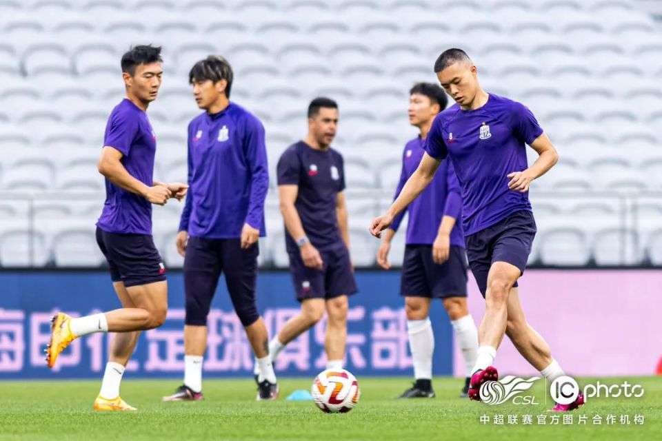 这场胜归功于将赛场转变为主场