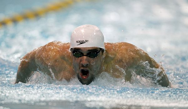 欧洲冠军联赛夺冠热门浮出水面,比赛纷纷进入白热化 欧洲冠军联赛夺冠热门浮出水面,比赛纷纷进入白热化