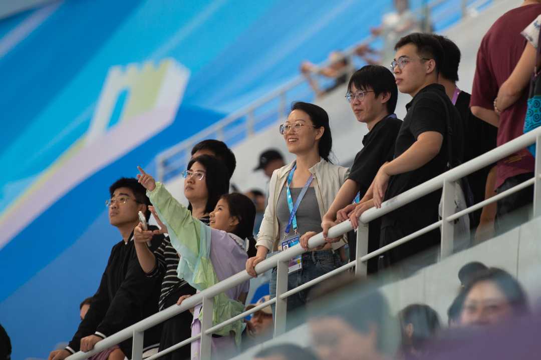 精彩纷呈的比赛画面，感动万千观众