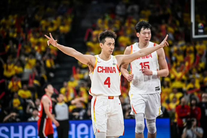 湖南男篮实现关键逆袭，取得胜利