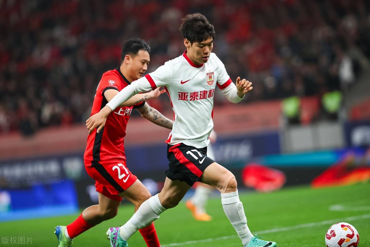 长春亚泰主场惜败,积分榜下滑 长春亚泰主场惜败,积分榜下滑