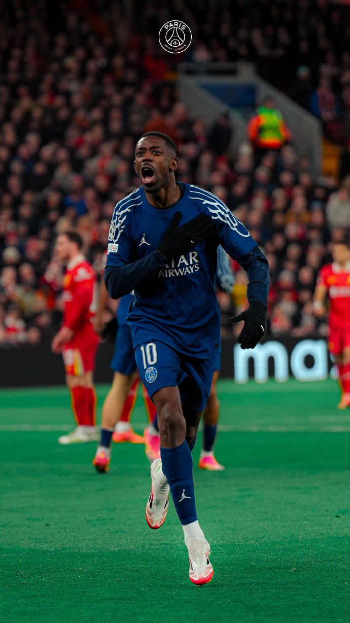 巴黎圣日耳曼大获全胜!巴黎城市狂欢 巴黎圣日耳曼大获全胜!巴黎城市狂欢