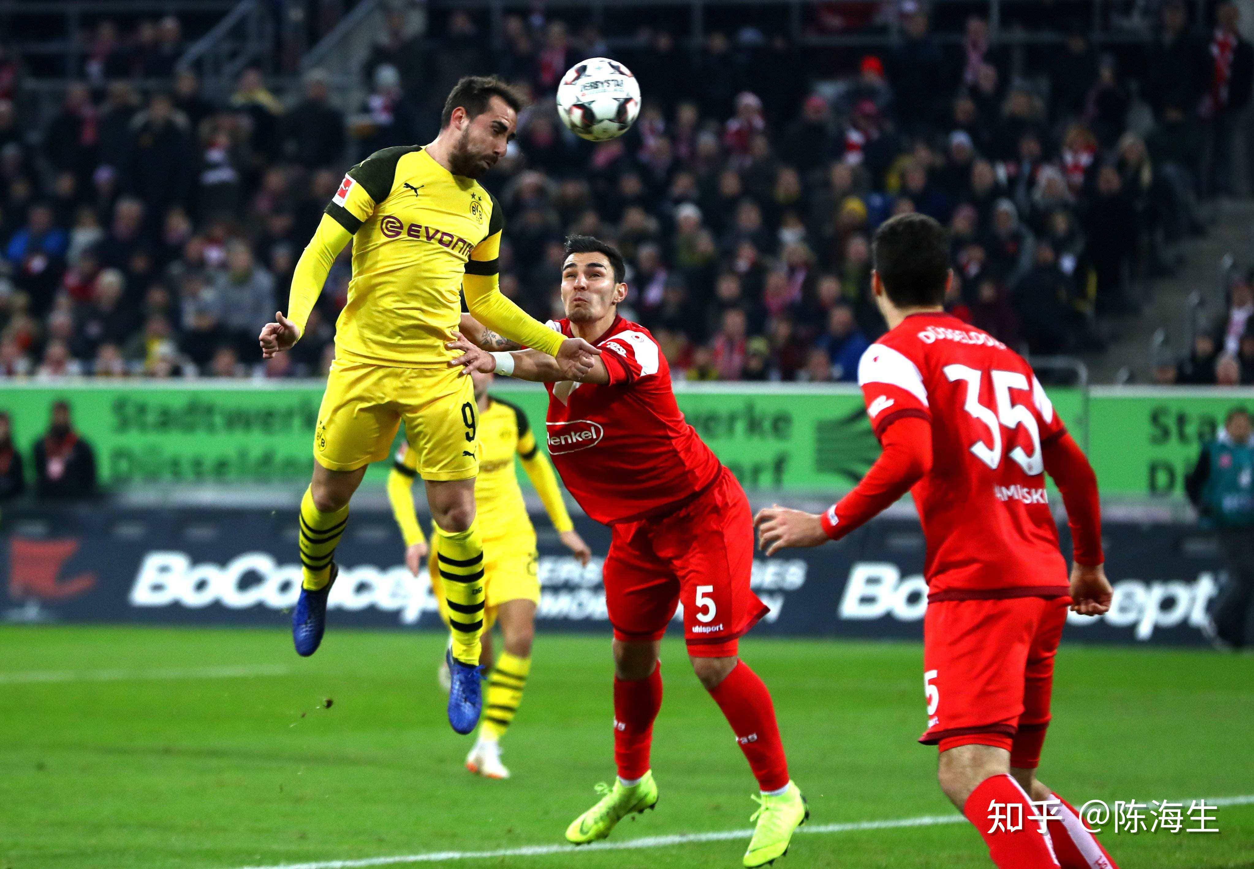 奥萨苏纳客场惨败，保级形势日益恶化