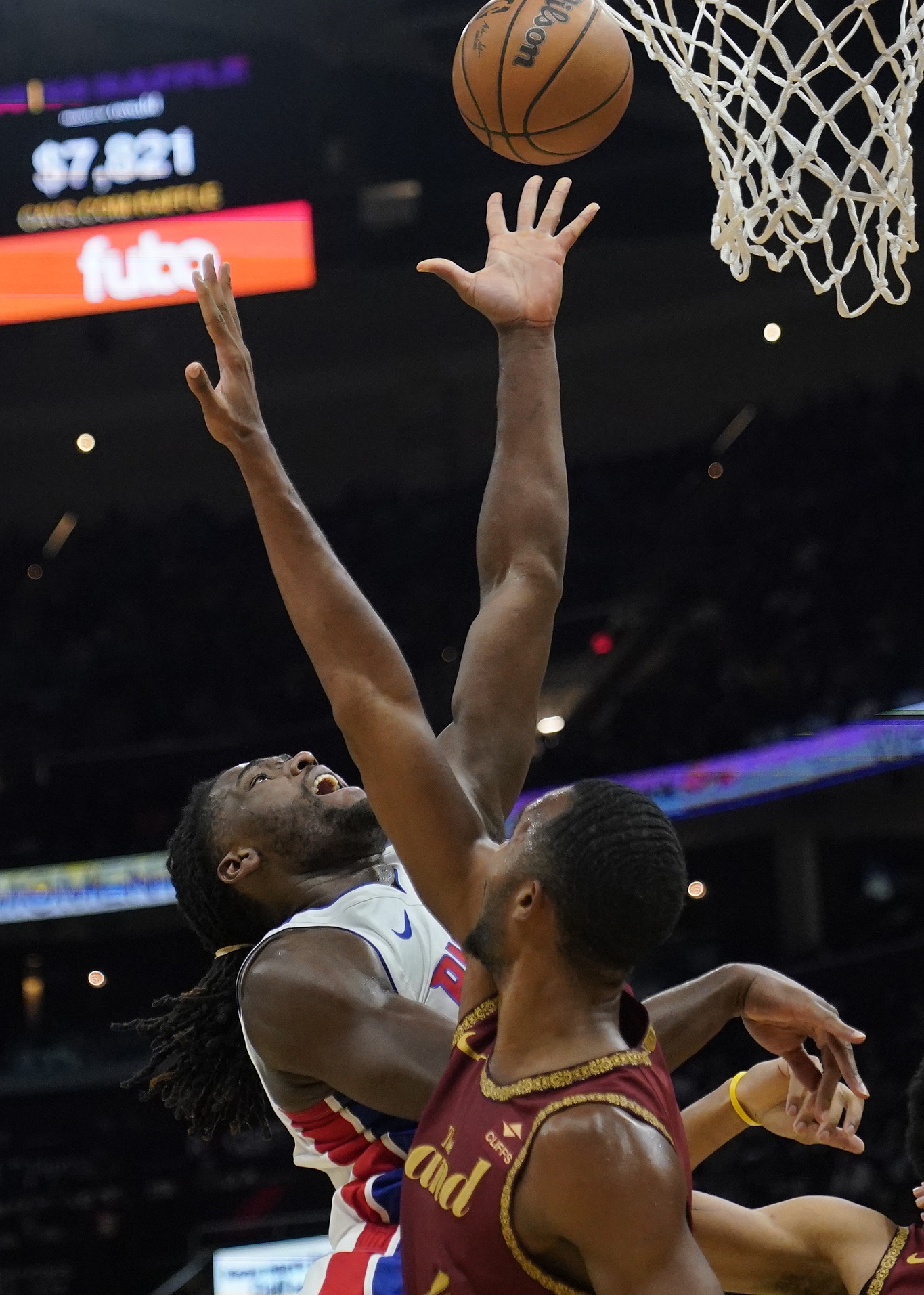 活塞客场战胜骑士取得好成绩 活塞客场战胜骑士取得好成绩