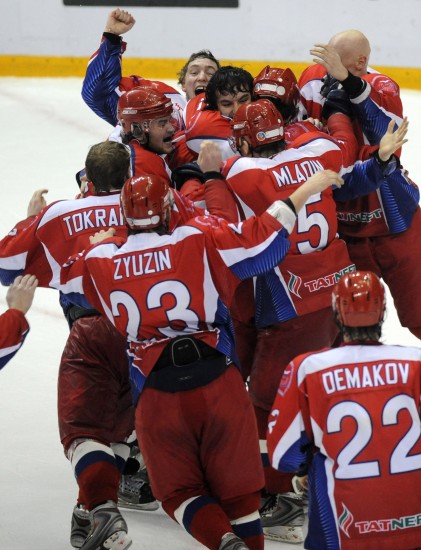 俄罗斯国家队在客场取得惊险胜利 俄罗斯国家队在客场取得惊险胜利