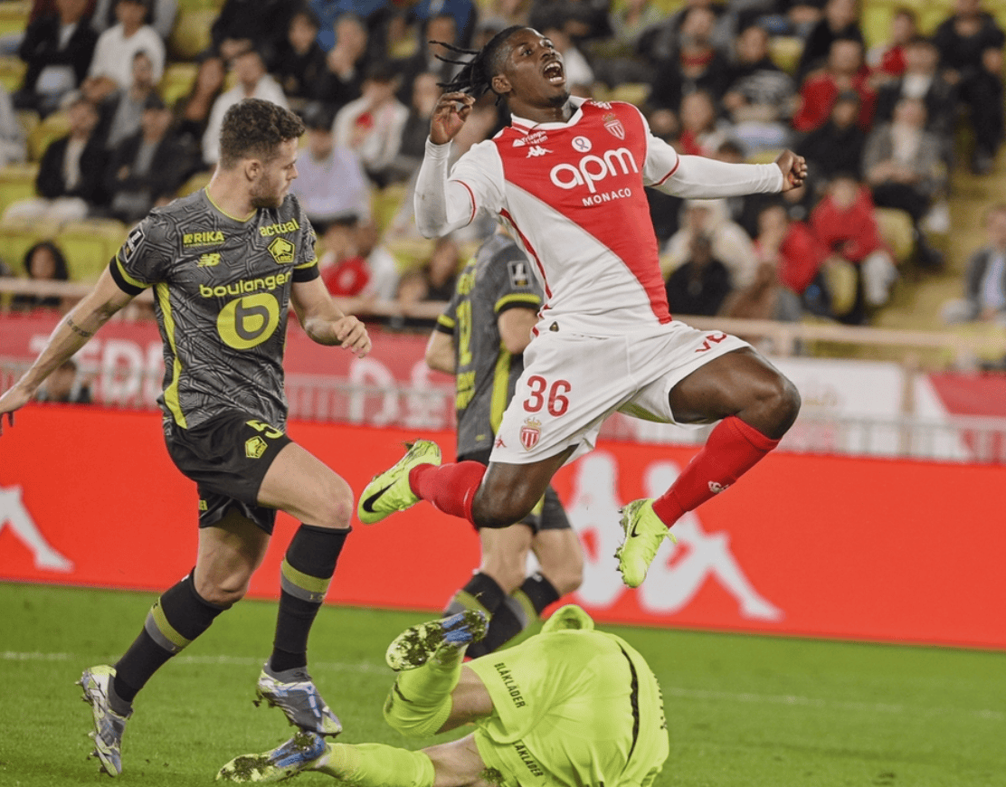 摩纳哥遭遇主场惨败，保级形势愈发严峻