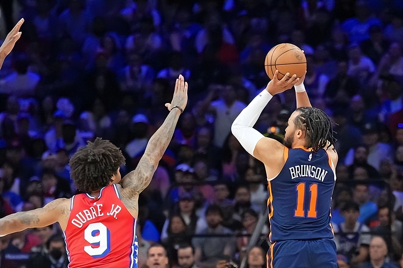 纽约尼克斯队连胜紧逼季后赛