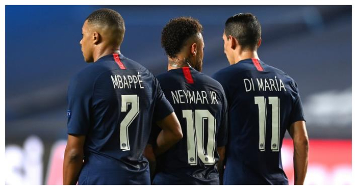 巴黎遭遇挫折,无缘四强战 巴黎遭遇挫折,无缘四强战