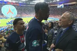 克尔维条约尼球员独中三元战胜对手