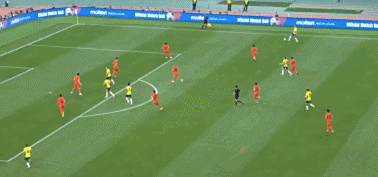 球队进攻端表现出色,果断取胜 球队进攻端表现出色,果断取胜