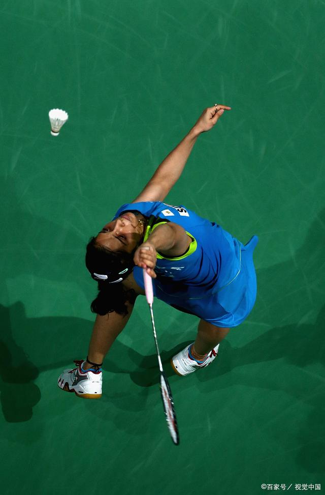 芬兰选手在羽毛球比赛中取得关键胜利 芬兰选手在羽毛球比赛中取得关键胜利