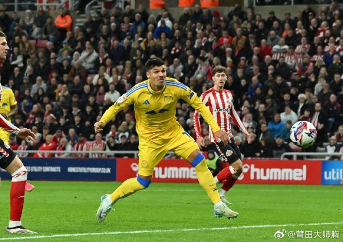 利兹联逼平对手,保持不败战绩 利兹联逼平对手,保持不败战绩