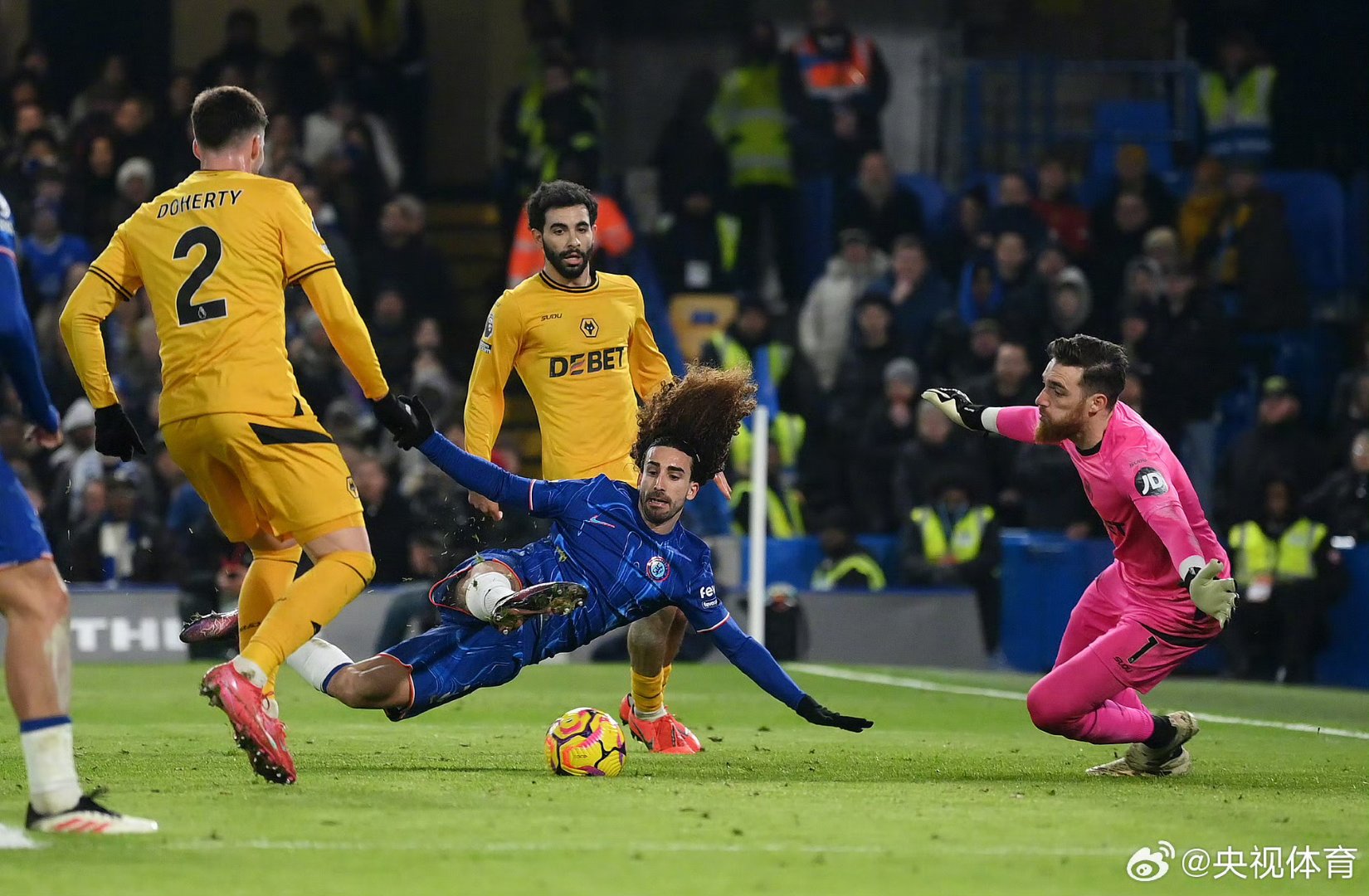 切尔西强化冲击力,球队展现新气象 切尔西强化冲击力,球队展现新气象