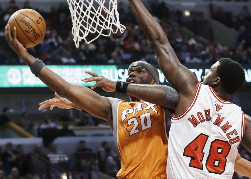 太阳大胜公牛，终结不利战绩