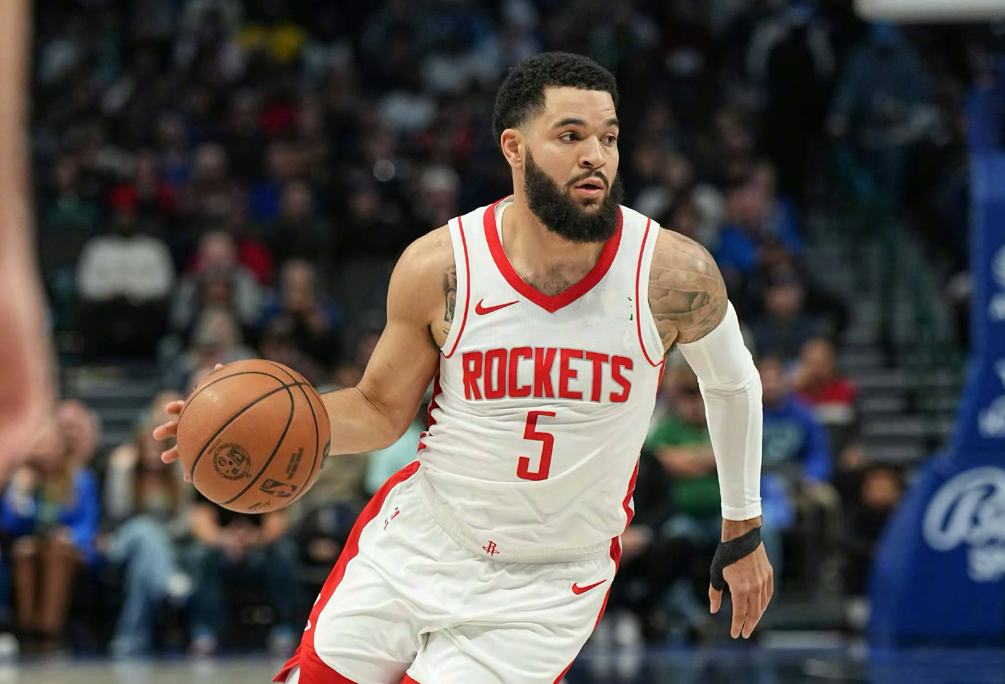 猛龙逆转篮网,范弗利特全场发挥抢眼 猛龙逆转篮网,范弗利特全场发挥抢眼