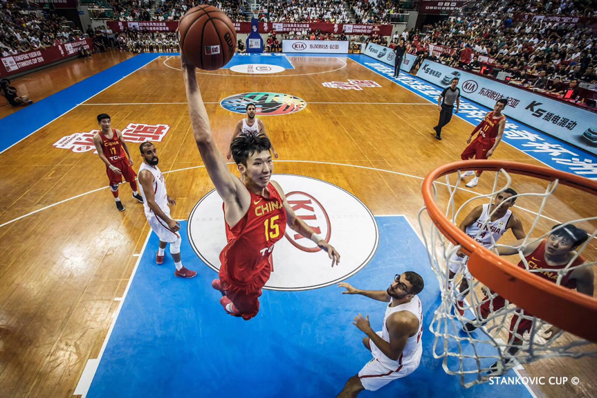 惊心动魄的胜负之争,球场上烽火连天 惊心动魄的胜负之争,球场上烽火连天