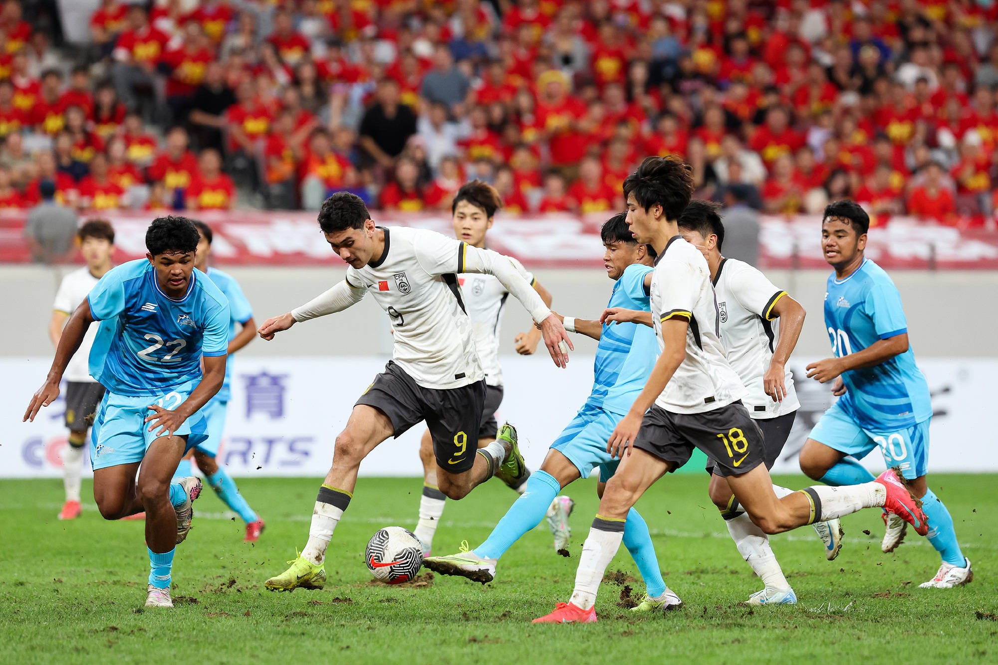 阿联酋球队战胜对手,晋级强 阿联酋球队战胜对手,晋级强