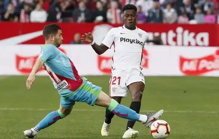 塞维利亚主场失利,状态低迷 塞维利亚主场失利,状态低迷