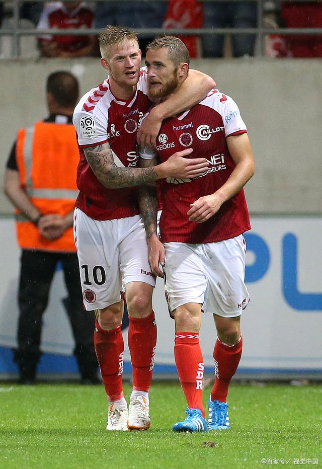 亚眠胜梅斯,取得保级关键三分 亚眠胜梅斯,取得保级关键三分