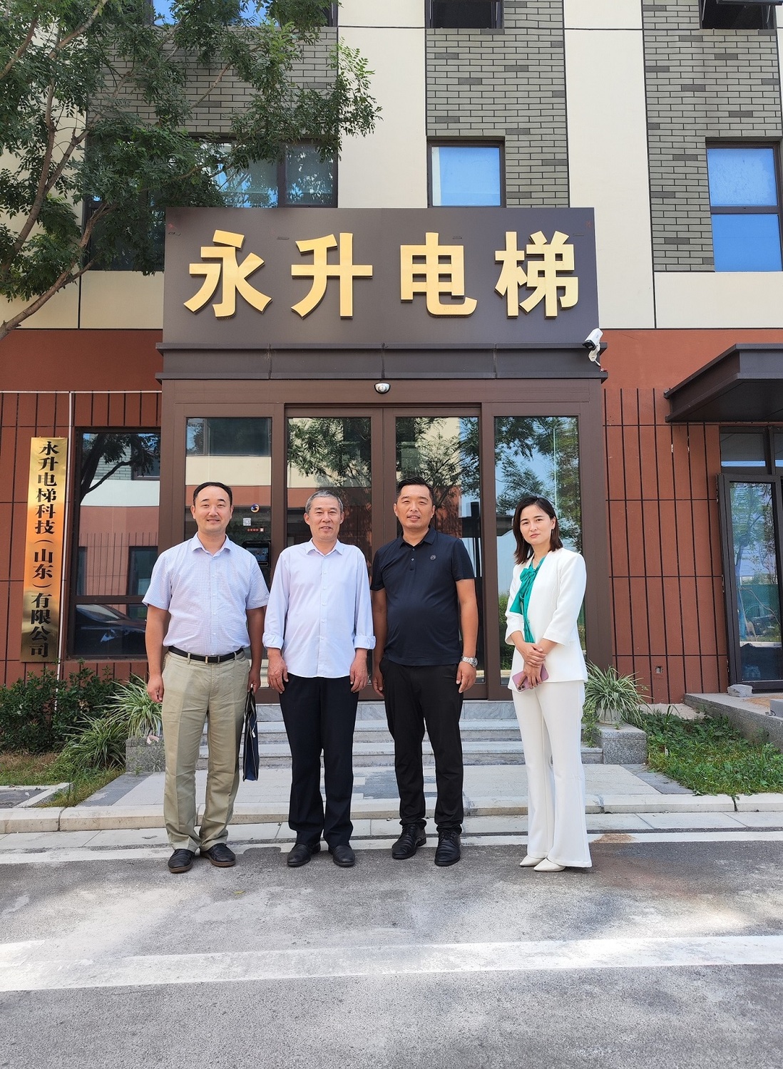 张家口赴东信南通上升科技,新意参加 张家口赴东信南通上升科技,新意参加