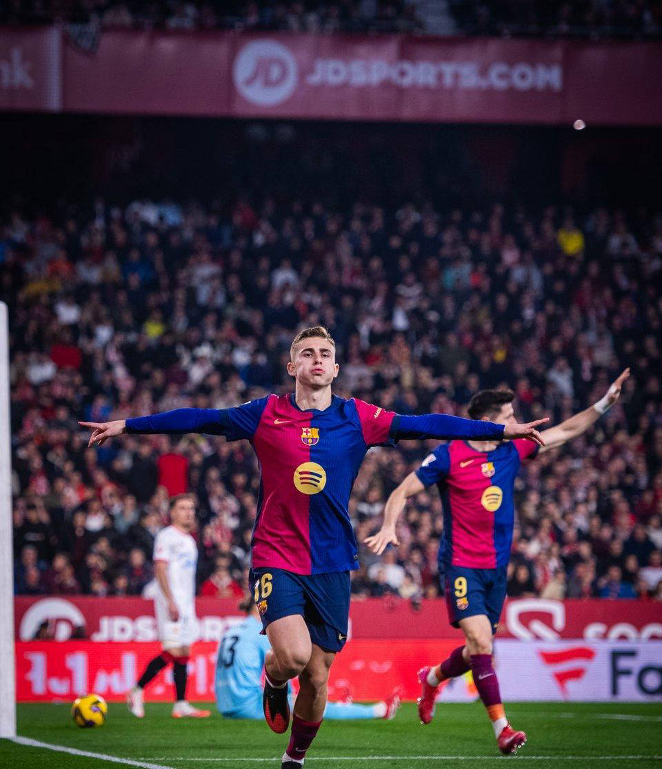 塞维利亚主场大胜,豪取三分 塞维利亚主场大胜,豪取三分