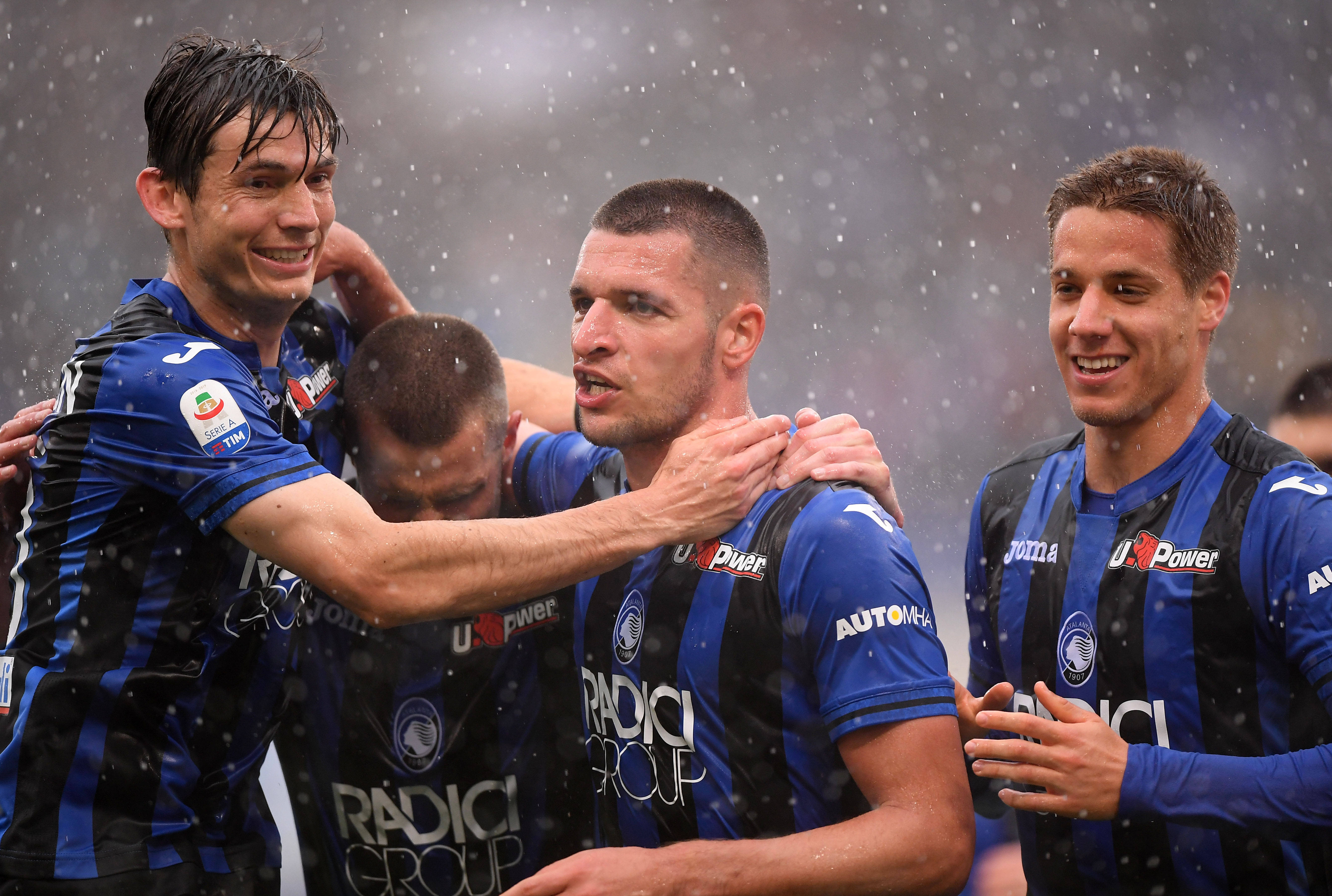 亚特兰大主场击败那不勒斯,继续追赶 亚特兰大主场击败那不勒斯,继续追赶