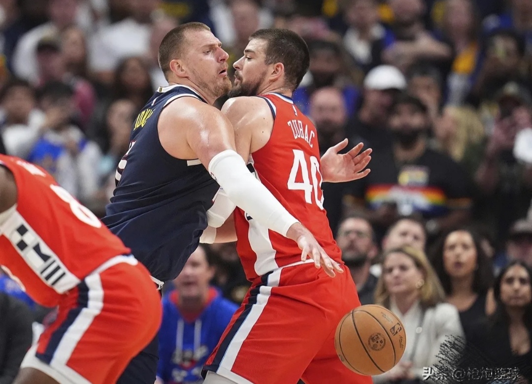 灰熊惜败掘金,约基奇包揽三双独霸全场 灰熊惜败掘金,约基奇包揽三双独霸全场