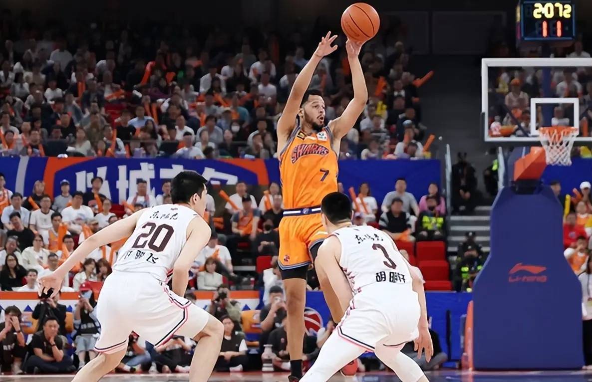 山西男篮大胜西藏,全队备战季后赛! 山西男篮大胜西藏,全队备战季后赛!