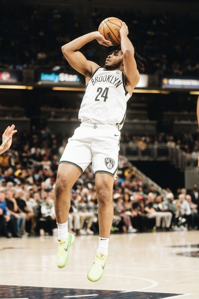 雷速直播-步行者客场击败篮网，继续胜势