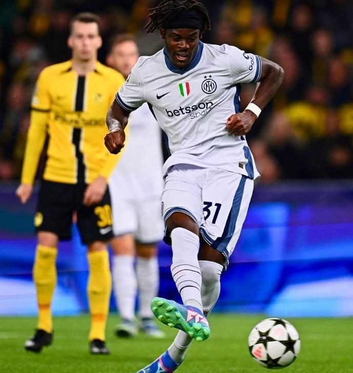 雷速官网-国米客场惊险获胜，磨砺锋线实力