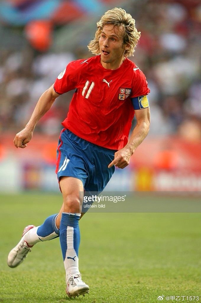 捷克队在比赛中取得胜利,表现卓越 捷克队在比赛中取得胜利,表现卓越