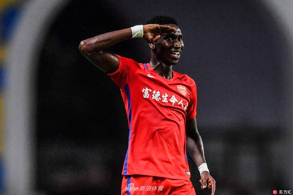 延边富德表现出色,备受瞩目 延边富德表现出色,备受瞩目