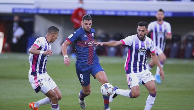 雷速-英德争夺胜利，激情对决引爆球迷热情