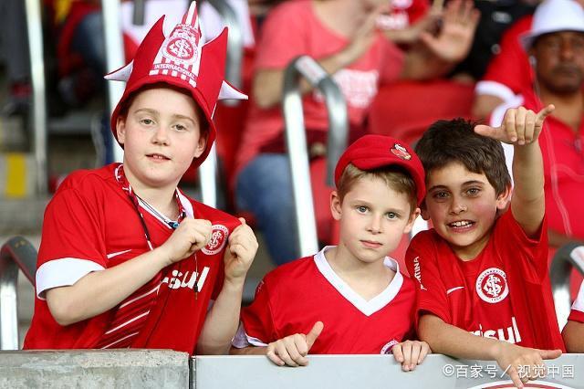 雷速官网下载-克鲁塞罗士气大涨，凭借进攻力量取胜