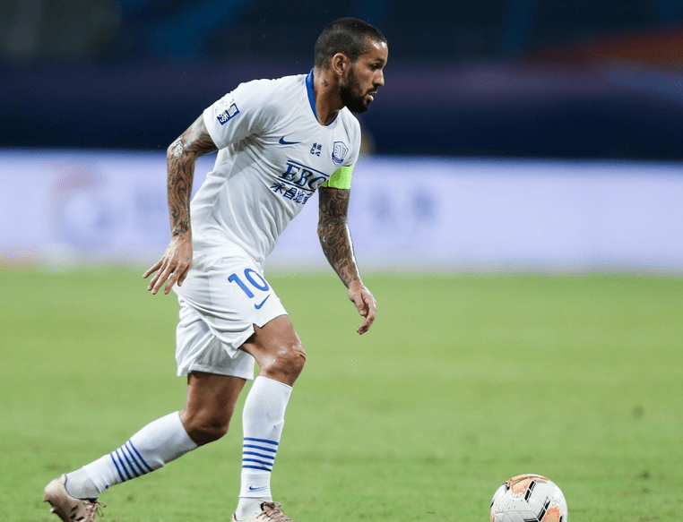 南特遭遇三连败，保级形势严峻