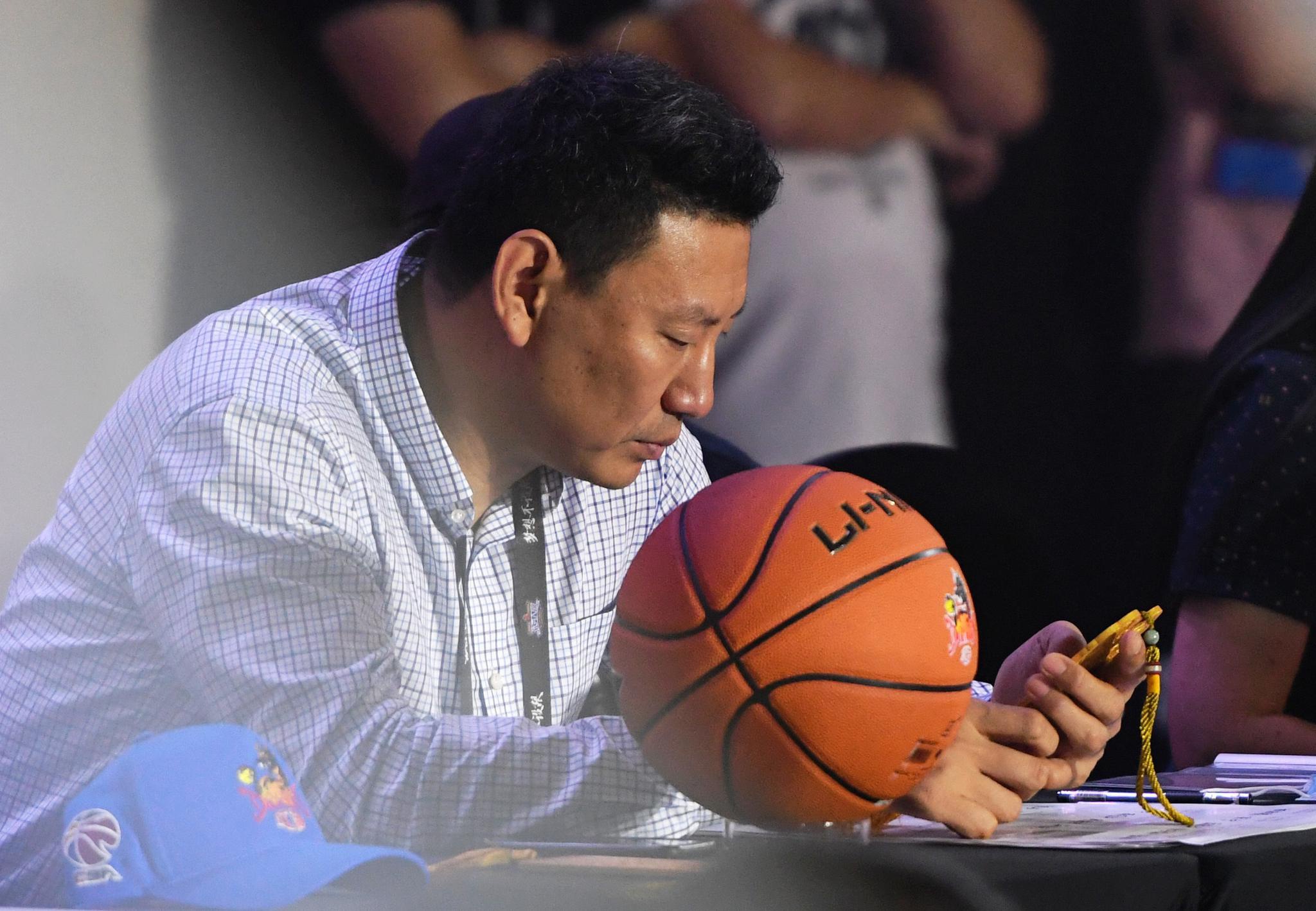 雷速-球队成功反超，将胜利拱手相让